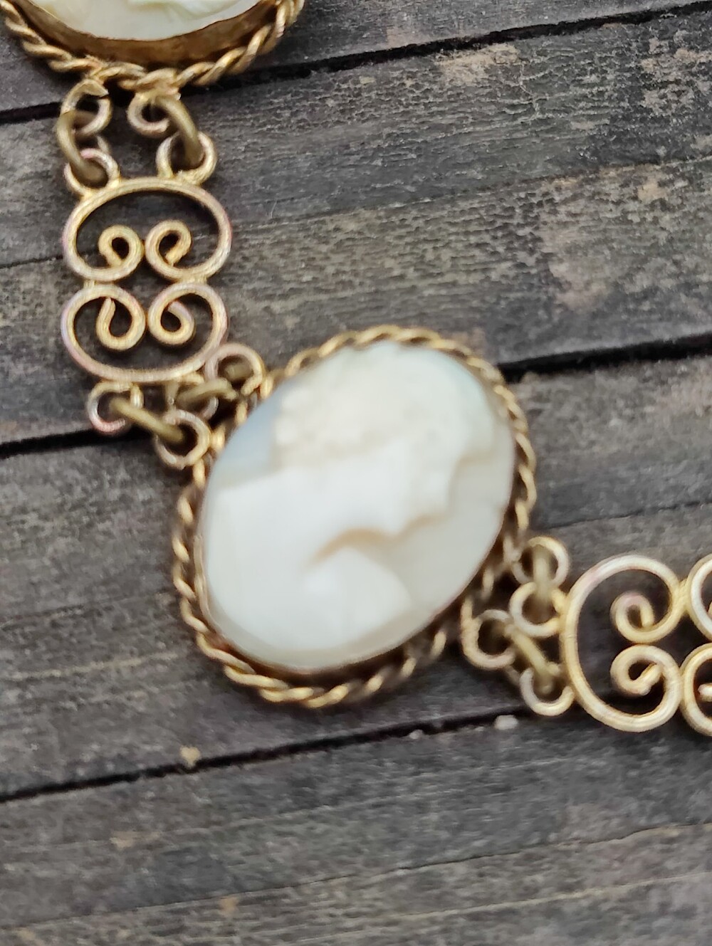 Antique 12K GF Cameo Bracelet - Picture 3 of 12